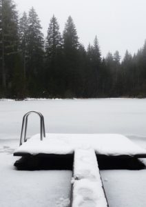 Immunsystem stärken mit Eisbad